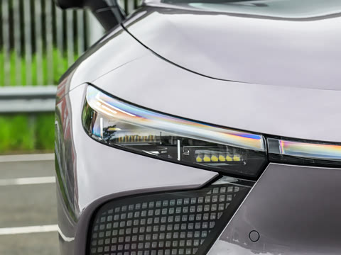2027�� ���� 255 Ultra���������״��