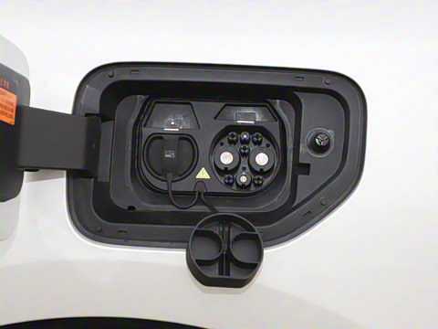 2026 007+  650 Ultra+״