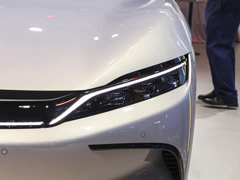 2026�� EV �Ǽݰ� 705KM���������