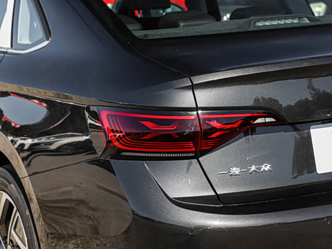 2026�� 3000������ѡ�� 300TSI DSG ��Խ��