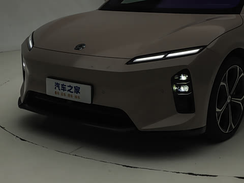 2025�� 100kWh Touring