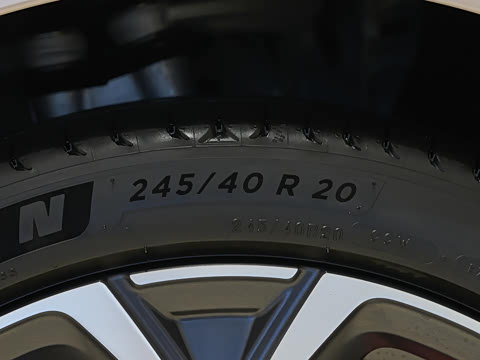 2026�� 100kWh Touring