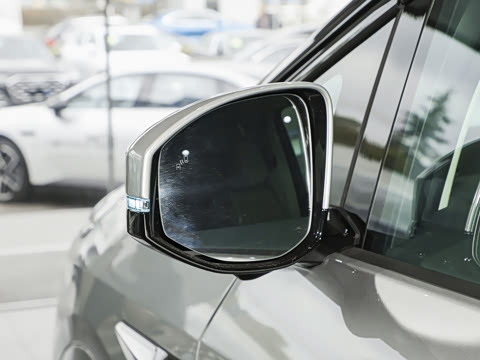 2026�� ���� 750 Ultra