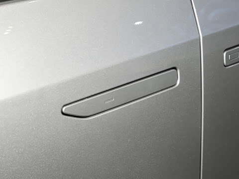 2026�� ���� 750 Ultra