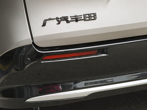 2027�� 2.5L ˫��������԰�