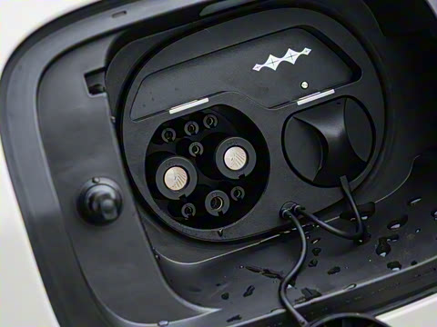 2025�� 210KM ����Ultra��