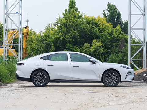 2026�� 225km EM-i Զ���Һ�����