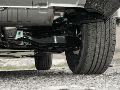 2025�� 210KM ����Ultra��