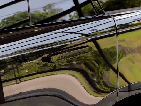 2026�� 3.0 L6 360PS SE�����