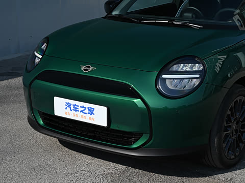 2026�� 466km COOPER E ������