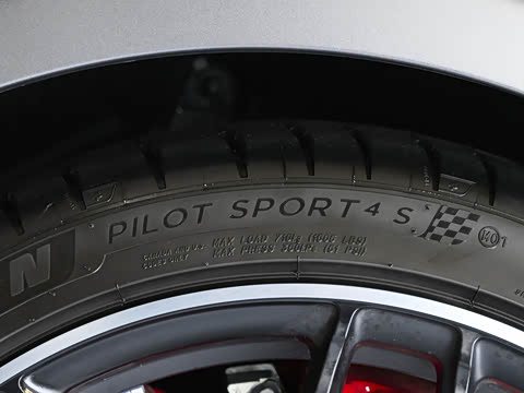 2026�� AMG CLA 45 S 4MATIC+