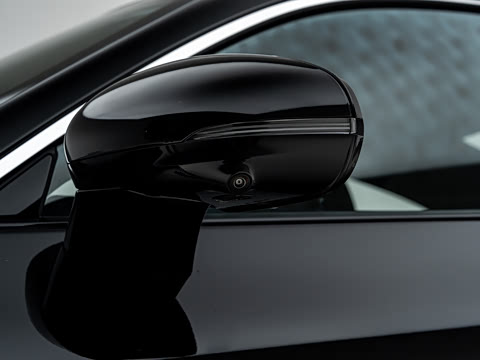 2026�� AMG GT 63 4MATIC+