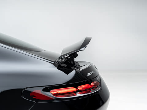 2026�� AMG GT 63 4MATIC+