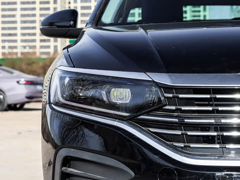 2026�� ���ڿ� 330TSI ��Ӣ��