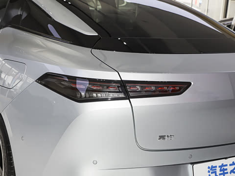 2025�� �Ŀ� 630 Max��