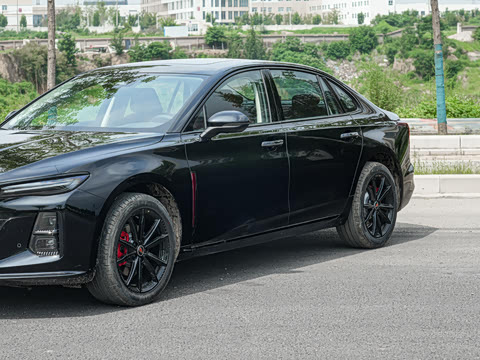 2025�� 2.0T �Զ���Ӱ200���������