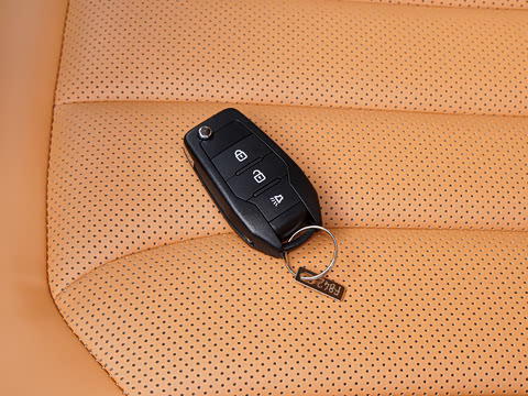 2026�� 2.0L �ֶ���������� 9��