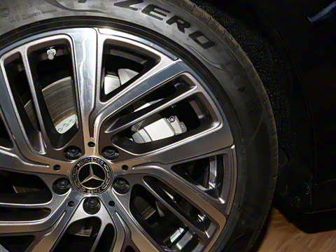 2026�� E 300 L ʱ���˶���