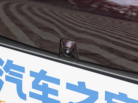 2026�� 225km EM-P Զ�����ǺӰ�+ҫҹ��װ