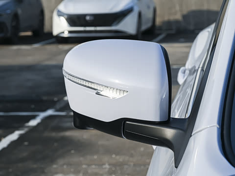 2025�� �Ŀ� ���� 2.0L CVT XV+���Ȱ�