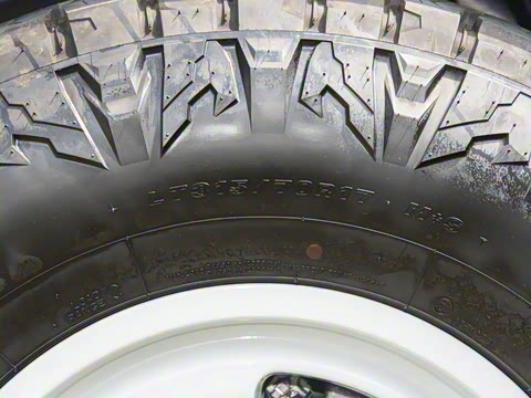 2025�� 2.3T 1966��׼��