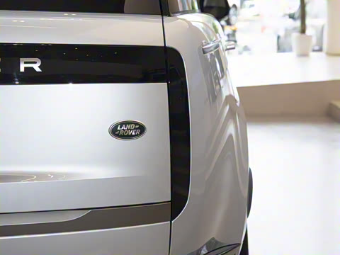 2025�� 3.0 L6 400PS �����ӳ���