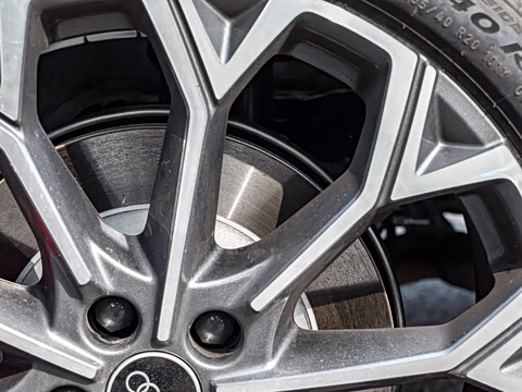 2026�� 2.0T quattro ������