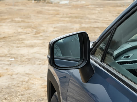 2026�� 2.0L ����������