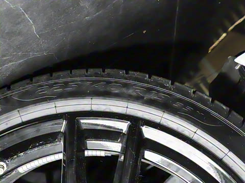 2025�� 225i M�˶���ҹ��װ