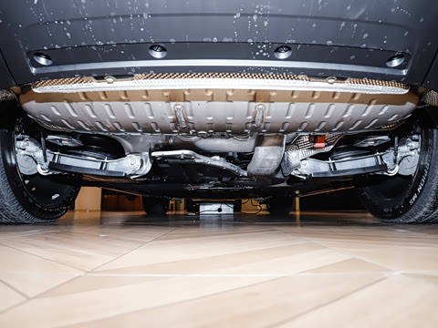 2026�� 3.0 L6 400PS AB�����