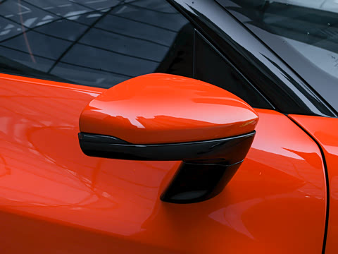 2025�� 3.0T V6 Speciale A