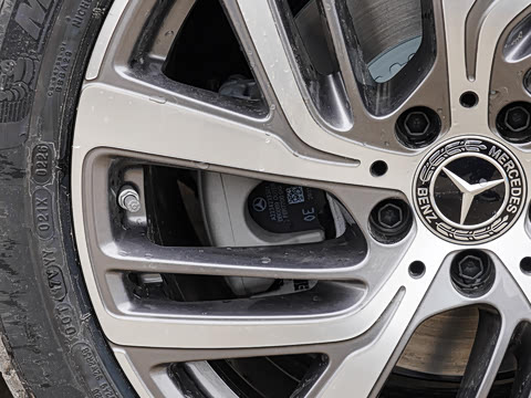 2026�� �Ŀ� E 300 L ʱ����