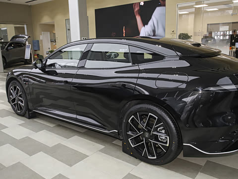 2025�� Elite�����