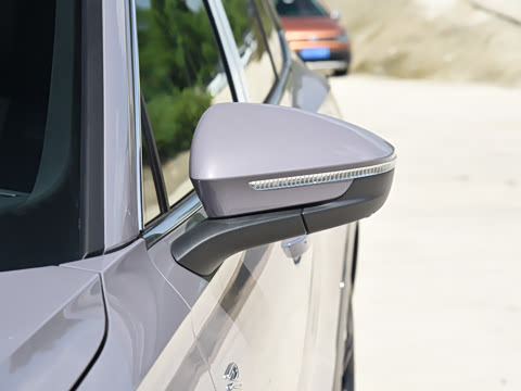 2025�� PRO 380TSI ���� R-Line �����