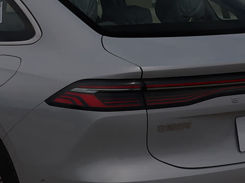 2026�� EM-i 235km ̽��+��
