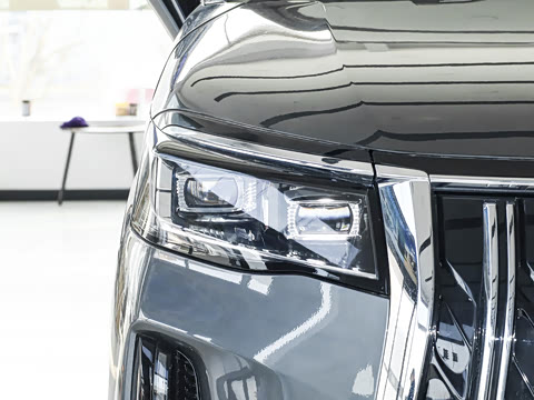 2026�� ���̰� 230����� 7��