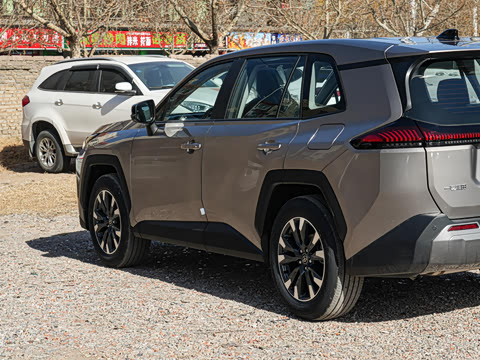 2026�� 2.0L ����������