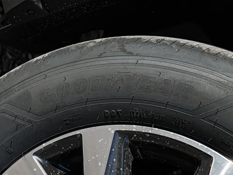 2026�� 2.0L ����������