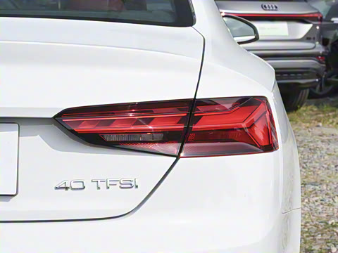 2025�� Coupe 40 TFSI ʱ�ж�����