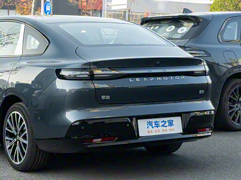 2025�� 650������