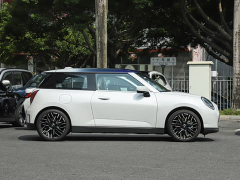 2026�� 463km COOPER SE ������