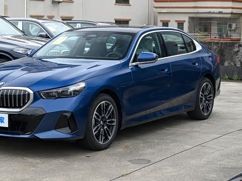 2026�� �Ŀ� 530Li ������ M�˶���װ