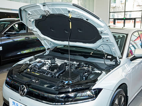 2026�� L 300TSI DSG ��Ӣ��