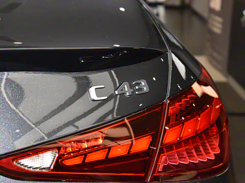 2026�� AMG C 43 4MATIC