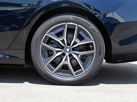 2026�� eDrive 35L M�˶���װ