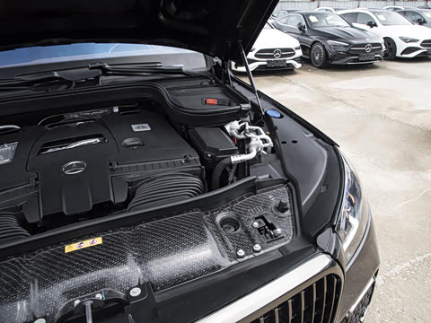 2025�� GLS 600 4MATIC ��ҹ��