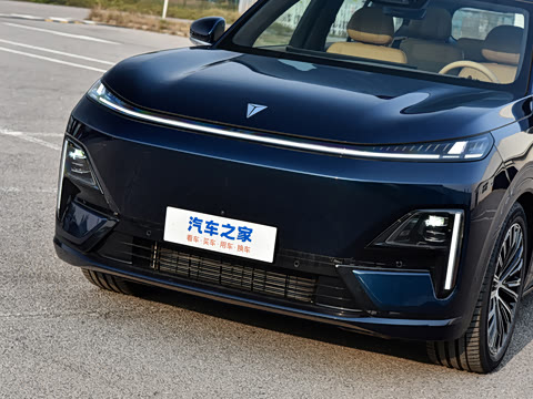 2025�� ����Ultra+