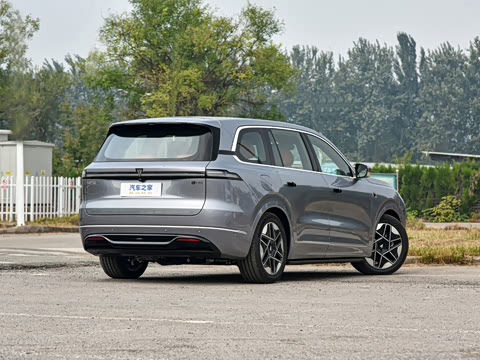 2025�� ����Ultra+