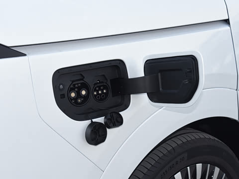 2026�� ���� 650 Ultra