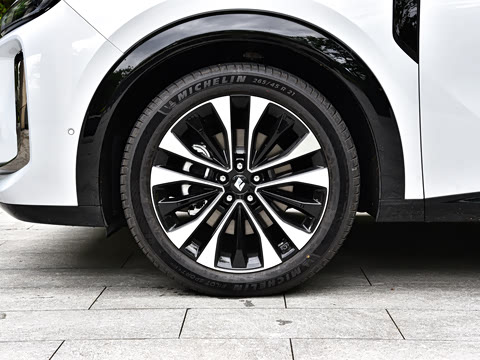 2026�� 235km ����Ǭ��������